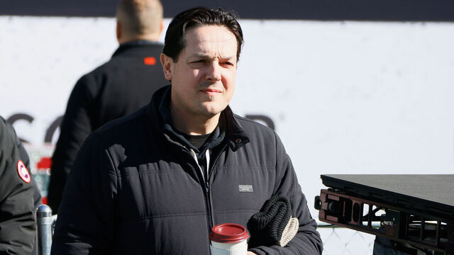 EAST RUTHERFORD, NEW JERSEY - FEBRUARY 16: Daniel Briere of the Philadelphia Flyers checks out the stadium prior to practice and the Stadium Series game at MetLife Stadium on February 16, 2024 in East Rutherford, New Jersey.
