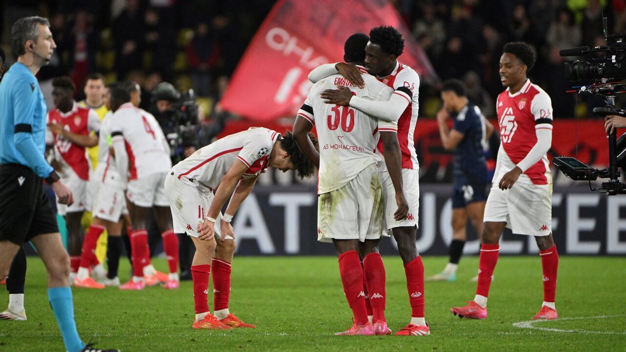 Monaco's players celebrate after winning the UEFA Champions League football match between AS Monaco and Aston Villa at the Louis II Stadium (Stade Louis II) in the Principality of Monaco on January 21, 2025.