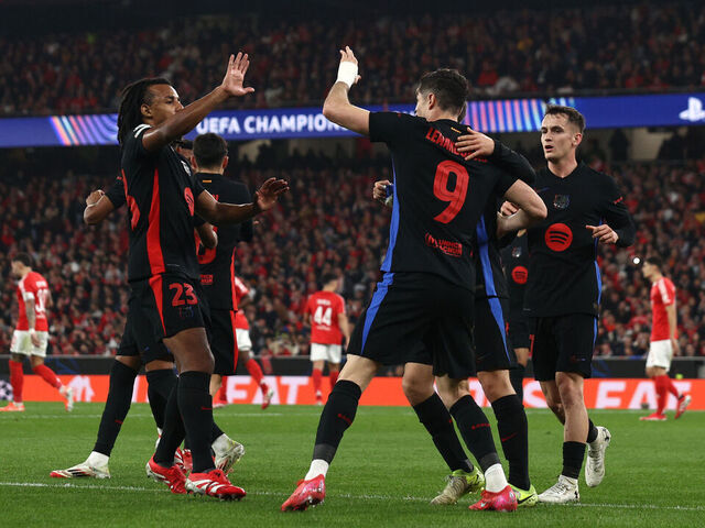 Barcelona fight back to win 9-goal thriller over Benfica | theScore.com