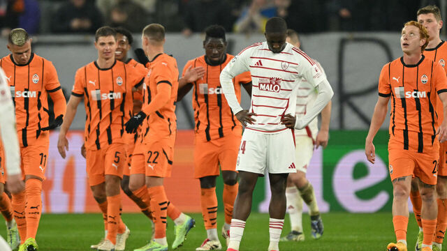 Brest's French defender #44 Soumaila Coulibaly (C-R) reacts after a (later unvalidated) goal by the opponent team during the UEFA Champions League football match between FC Shakhtar Donetsk and Stade Brestois 29 (Brest) in Gelsenkirchen, western Germany on January 22, 2025.