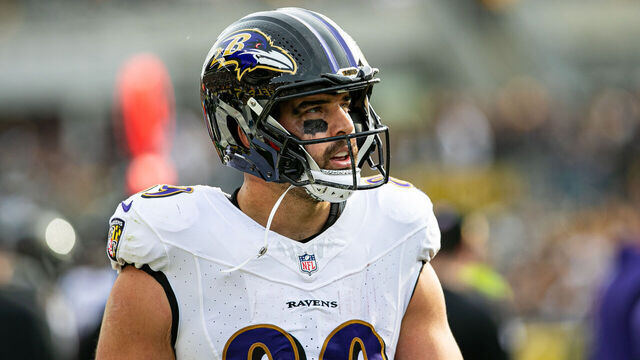 PITTSBURGH, PA - NOVEMBER 17: Baltimore Ravens tight end Mark Andrews (89) looks on during the regular season NFL football game between the Baltimore Ravens and Pittsburgh Steelers on November 17, 2024 at Acrisure Stadium in Pittsburgh, PA.