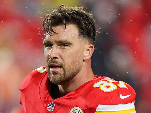 KANSAS CITY, MISSOURI - NOVEMBER 4: Travis Kelce #87 of the Kansas City Chiefs takes part in pregame warmups prior to the game against the Tampa Bay Buccaneers at GEHA Field at Arrowhead Stadium on November 4, 2024 in Kansas City, Missouri.
