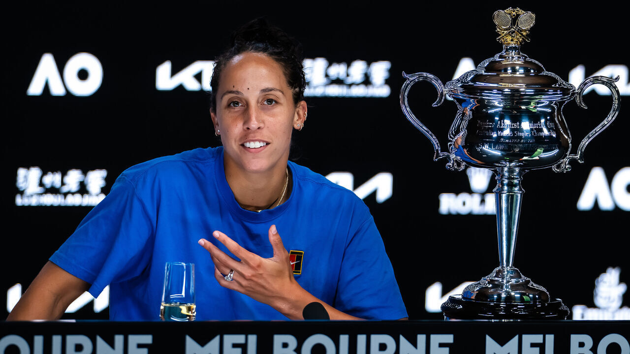 MELBOURNE, AUSTRALIA - JANUARY 25: Madison Keys of the United States talks to the media after defeating Aryna Sabalenka of Belarus in the womens final on Day 14 of the 2025 Australian Open at Melbourne Park on January 25, 2025 in Melbourne, Australia