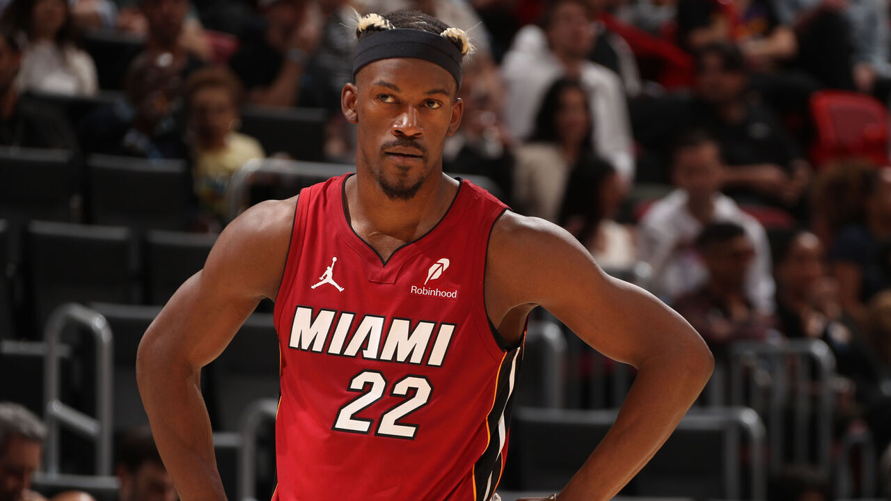 MIAMI, FL - JANUARY 21: Jimmy Butler #22 of the Miami Heat during the game against the Portland Trail Blazers on January 21, 2025 at Kaseya Center in Miami, Florida. Mandatory Copyright Notice: Copyright 2025 NBAE