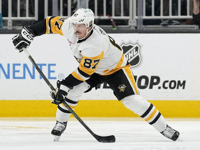 SAN JOSE, CALIFORNIA - JANUARY 27: Sidney Crosby #87 of the Pittsburgh Penguins skates with the puck against the San Jose Sharks during the second period of an NHL hockey game at SAP Center on January 27, 2025 in San Jose, California.