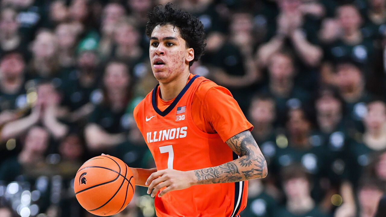 EAST LANSING, MI - JANUARY 19: Illinois Fighting Illini forward Will Riley (7) operates the point guard position during a college basketball game between the Michigan State Spartans and Illinois Fighting Illini on January 19, 2025 at the Breslin Center in East Lansing, MI.