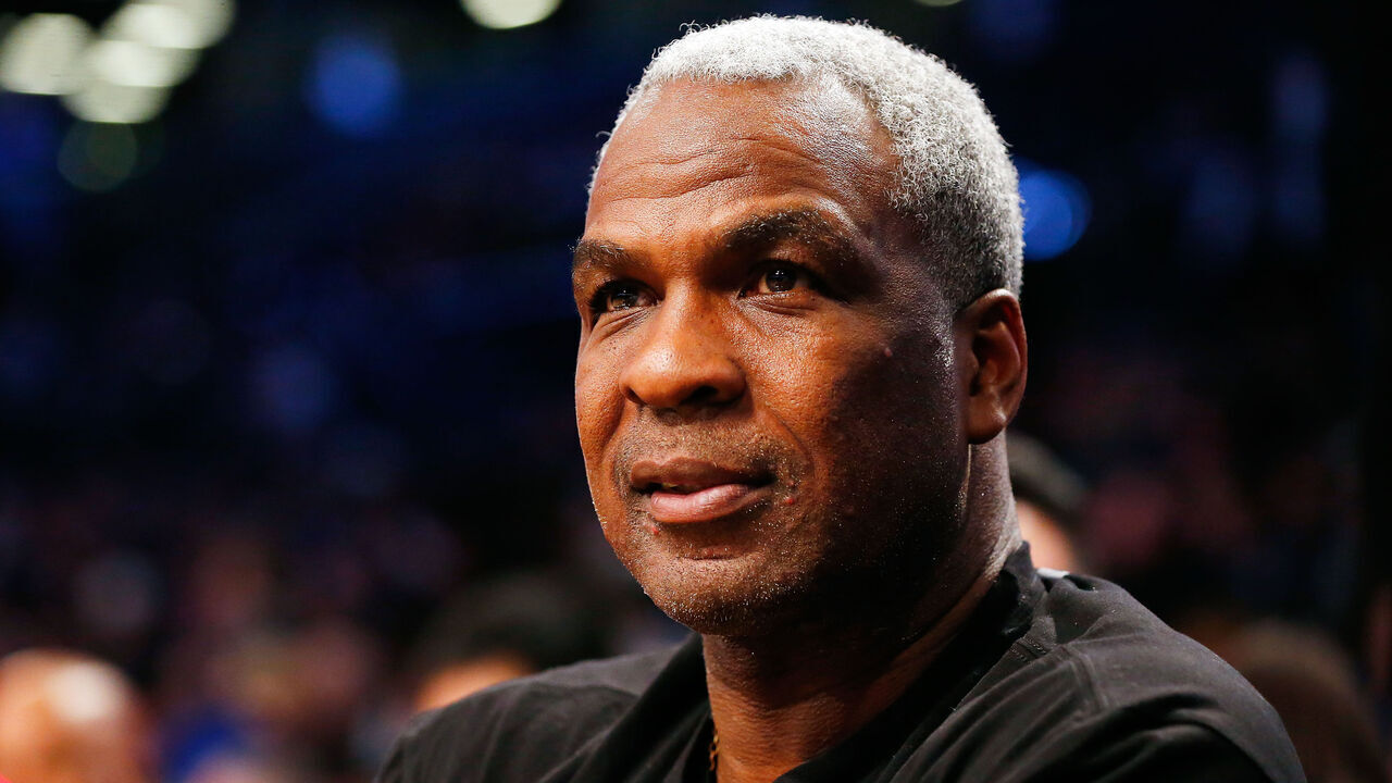 BROOKLYN, NY - MARCH 12: (NEW YORK DAILIES OUT) Former NBA player Charles Oakley attends a game between the Brooklyn Nets and the New York Knicks at Barclays Center on March 12, 2017 in the Brooklyn borough of New York City. The Nets defeated the Knicks 120-112. NOTE TO USER: User expressly acknowledges and agrees that, by downloading and/or using this photograph, user is consenting to the terms and conditions of the Getty Images License Agreement.