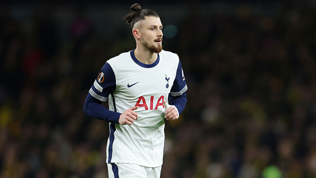 LONDON, ENGLAND - JANUARY 30: Radu Dragusin of Tottenham Hotspur during the UEFA Europa League 2024/25 League Phase MD8 match between Tottenham Hotspur and IF Elfsborg at Tottenham Hotspur Stadium on January 30, 2025 in London, England.