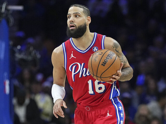 PHILADELPHIA, PENNSYLVANIA - JANUARY 10: Caleb Martin #16 of the Philadelphia 76ers dribbles the ball against the New Orleans Pelicans at the Wells Fargo Center on January 10, 2025 in Philadelphia, Pennsylvania. The Pelicans defeated the 76ers 123-115. NOTE TO USER: User expressly acknowledges and agrees that, by downloading and/or using this photograph, user is consenting to the terms and conditions of the Getty Images License Agreement.