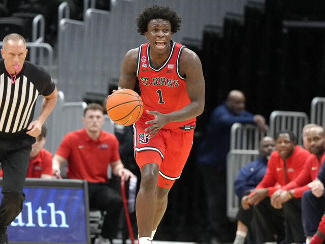 WASHINGTON, DC - JANUARY 28: Kadary Richmond #1 of the St. John's Red Storm dribbles up court during a college basketball game against the Georgetown Hoyas at Capital One Arena on January 28, 2025 in Washington, DC.