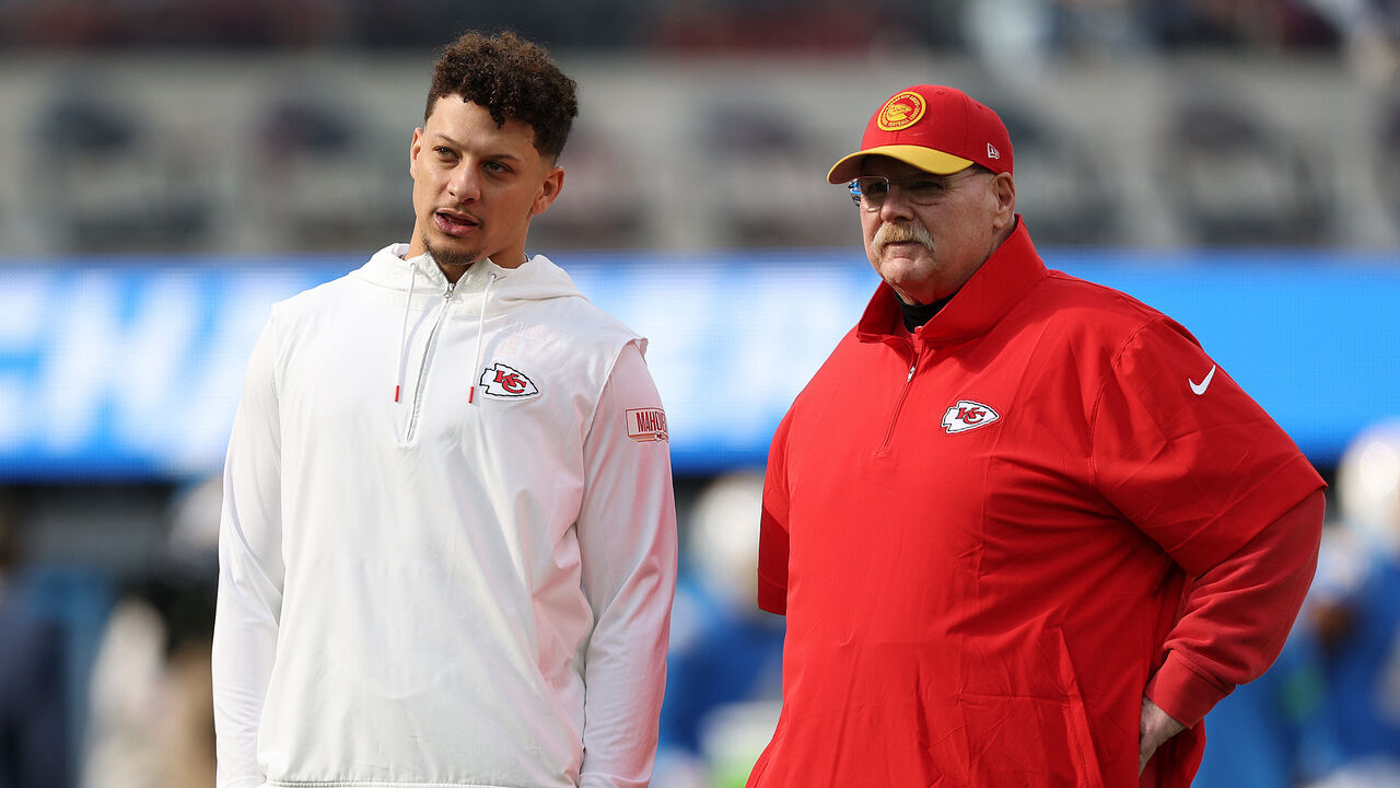 INGLEWOOD, CALIFORNIA - JANUARY 07: Patrick Mahomes #15 of the Kansas City Chiefs and head coach Andy Reid speak before a game against the Los Angeles Chargers at SoFi Stadium on January 07, 2024 in Inglewood, California.