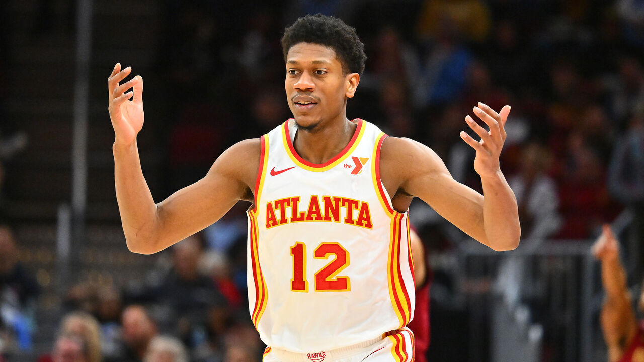 CLEVELAND, OHIO - JANUARY 30: De'Andre Hunter #12 of the Atlanta Hawks reacts during the third quarter against the Cleveland Cavaliers at Rocket Mortgage Fieldhouse on January 30, 2025 in Cleveland, Ohio. The Cavaliers defeated the Hawks 137-115.