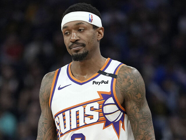 SAN FRANCISCO, CALIFORNIA - JANUARY 31: Bradley Beal #3 of the Phoenix Suns looks on against the Golden State Warriors during the first half of an NBA basketball game at Chase Center on January 31, 2025 in San Francisco, California.