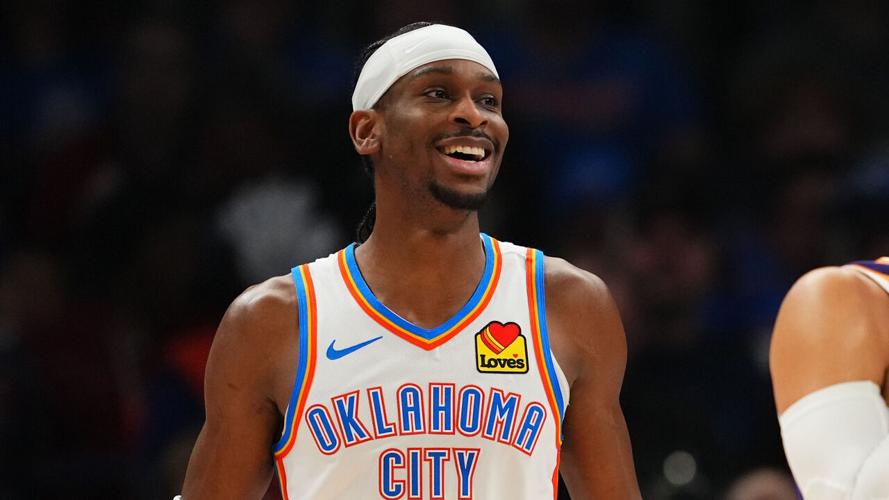 OKLAHOMA CITY, OK - FEBRUARY 5: Shai Gilgeous-Alexander #2 of the Oklahoma City Thunder smiles during the game against the Phoenix Suns on February 5, 2025 at Paycom Center in Oklahoma City, Oklahoma. Mandatory Copyright Notice: Copyright 2025 NBAE