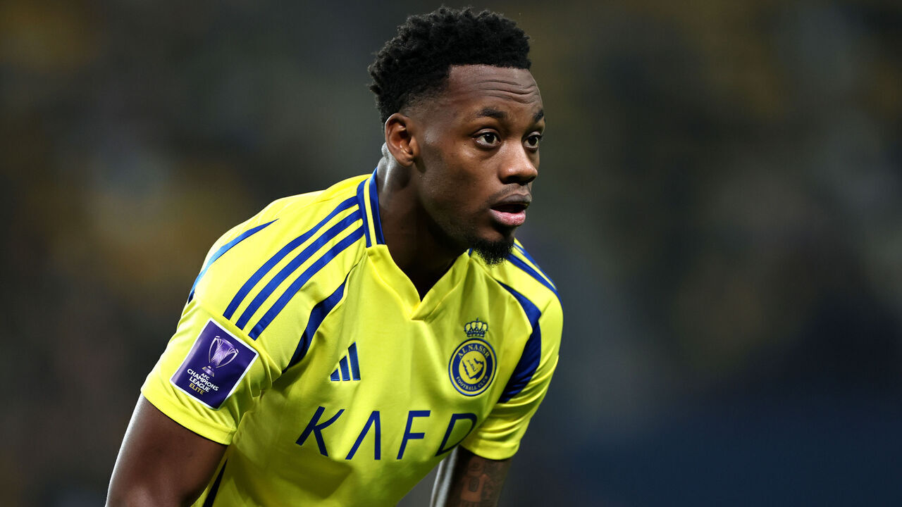 RIYADH, SAUDI ARABIA - FEBRUARY 03: Jhon Duran of Al Nassr looks on during the AFC Champions League Elite match between Al-Nassr and Al Wasl at King Saud University Stadium on February 03, 2025 in Riyadh, Saudi Arabia.