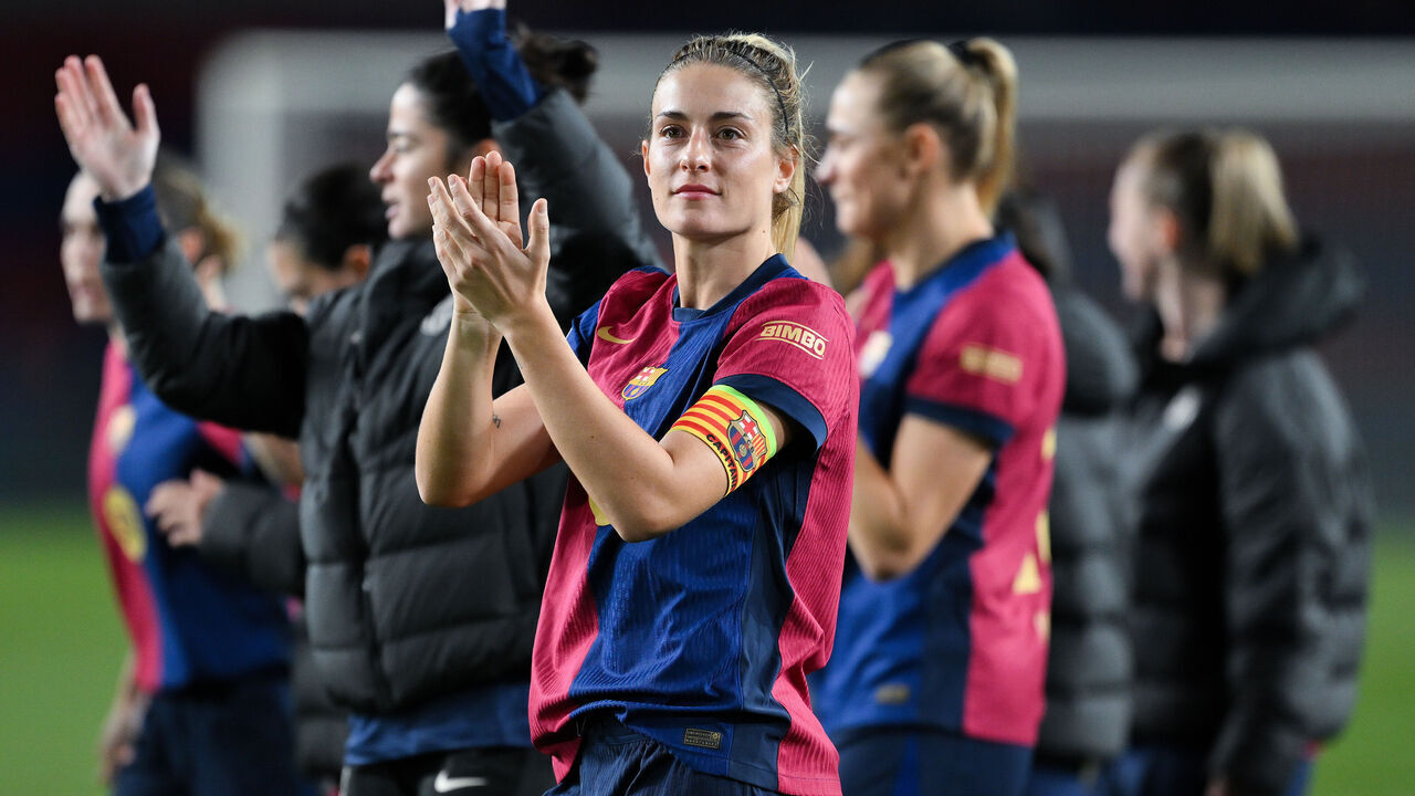 BARCELONA, SPAIN - DECEMBER 18: Alexia Putellas of FC Barcelona celebrates at the end of the UEFA Women's Champions League match between FC Barcelona and Manchester City at Estadi Olimpic Lluis Companys on December 18, 2024 in Barcelona, Spain.