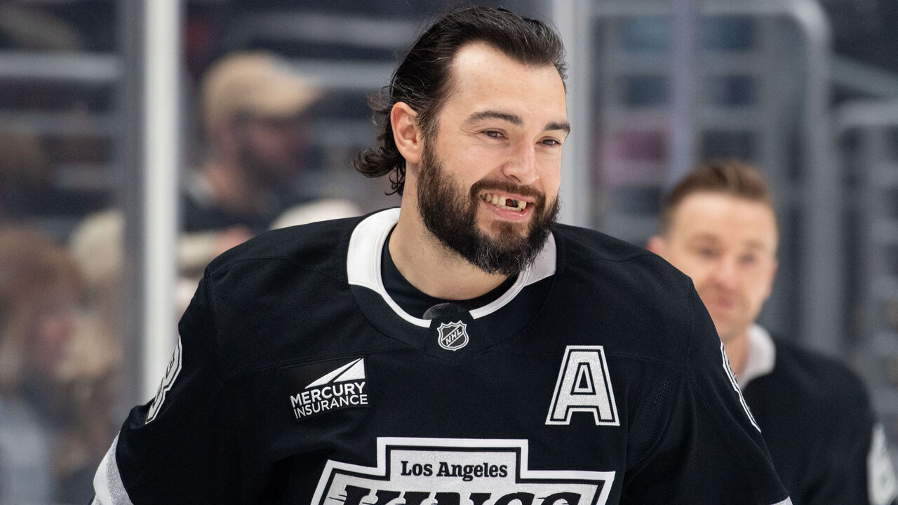 LOS ANGELES, CA - FEBRUARY 7: Drew Doughty #8 of the Los Angeles Kings smiles during warm ups prior to the game against the Dallas Stars at Crypto.com Arena on February 7, 2025 in Los Angeles, California.