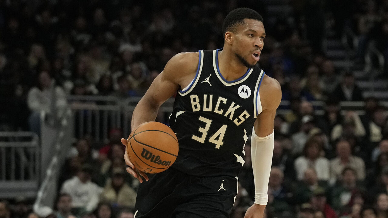 MILWAUKEE, WISCONSIN - FEBRUARY 02: Giannis Antetokounmpo #34 of the Milwaukee Bucks dribbles the ball against the Memphis Grizzlies during the fourth quarter at Fiserv Forum on February 02, 2025 in Milwaukee, Wisconsin.