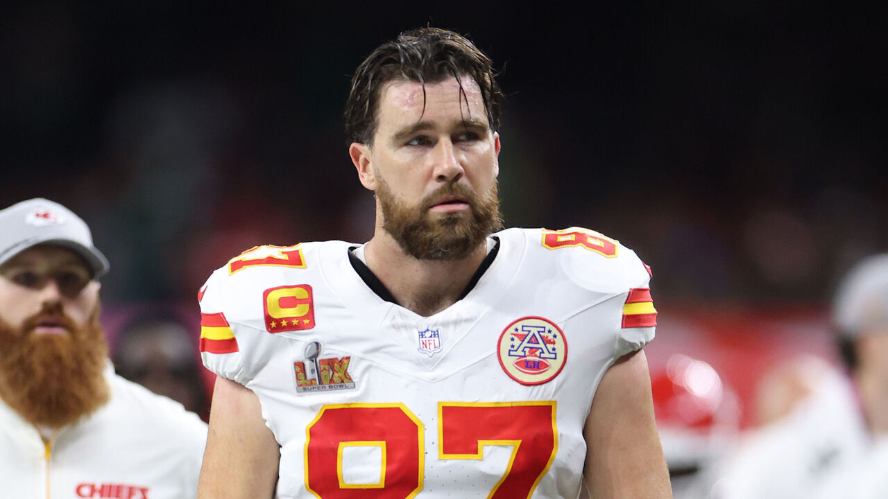 NEW ORLEANS, LOUISIANA - FEBRUARY 09: Travis Kelce #87 of the Kansas City Chiefs walks off the field at half time against the Philadelphia Eagles during Super Bowl LIX at Caesars Superdome on February 09, 2025 in New Orleans, Louisiana.