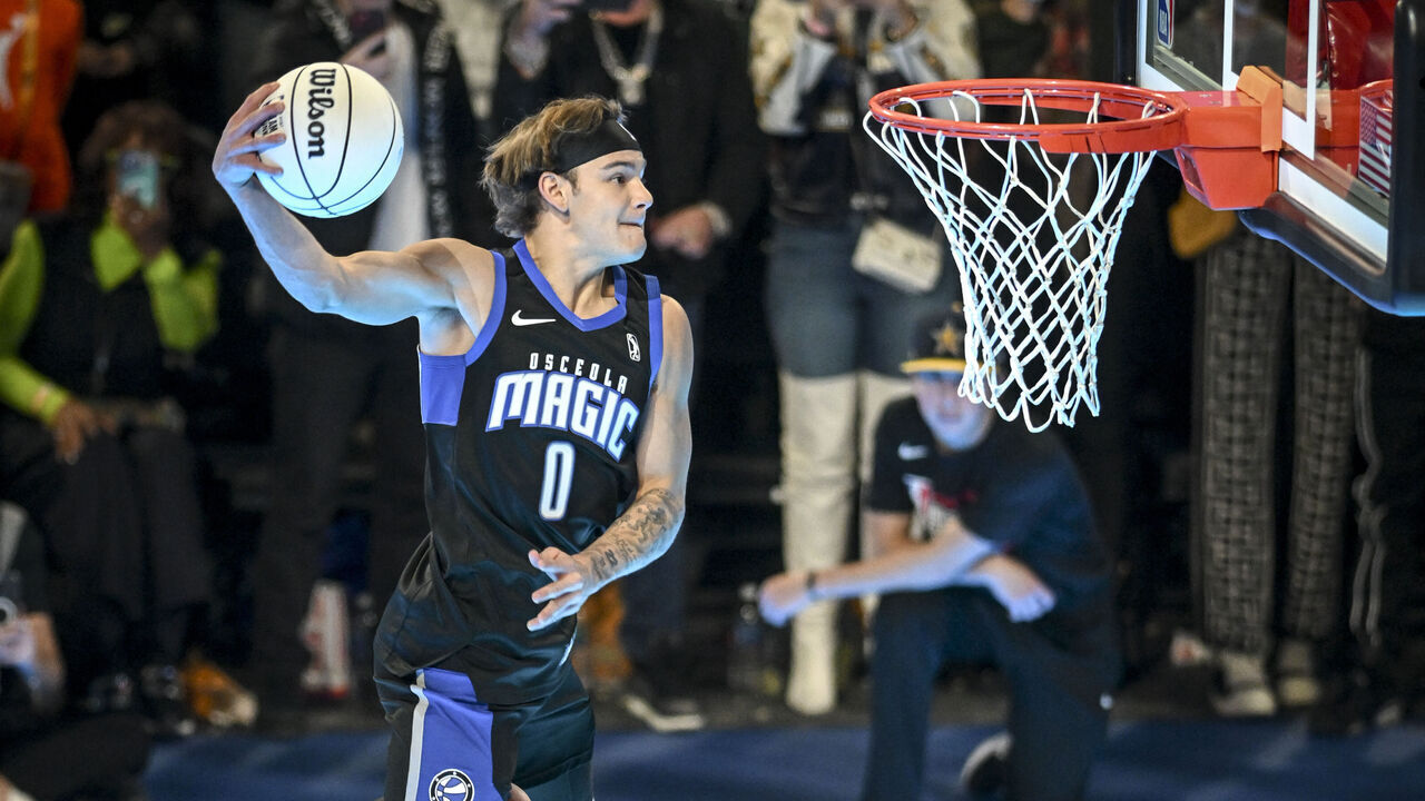 INDIANAPOLIS , IN - FEBRUARY 17: Mac McClung (0) of the Osceola Magic during the NBA All-Star Slam Dunk Contest at Lucas Oil Stadium in Indianapolis, Indiana on Saturday, February 17, 2024.