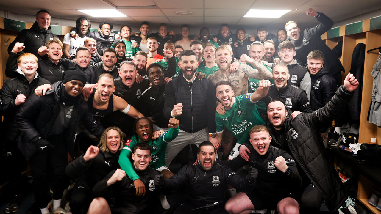 PLYMOUTH, ENGLAND - FEBRUARY 09: Plymouth Argyle players and staff celebrate post patch during the Emirates FA Cup Fourth Round match between Plymouth Argyle and Liverpool at Home Park on February 09, 2025 in Plymouth, England.
