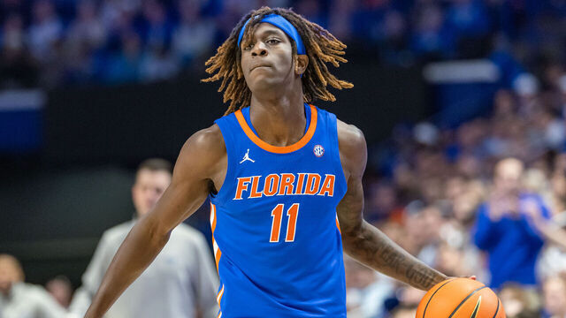 LEXINGTON, KENTUCKY - JANUARY 4: Denzel Aberdeen #11 of the Florida Gators brings the ball up court during the game against the Kentucky Wildcats at Rupp Arena on January 4, 2025 in Lexington, Kentucky.