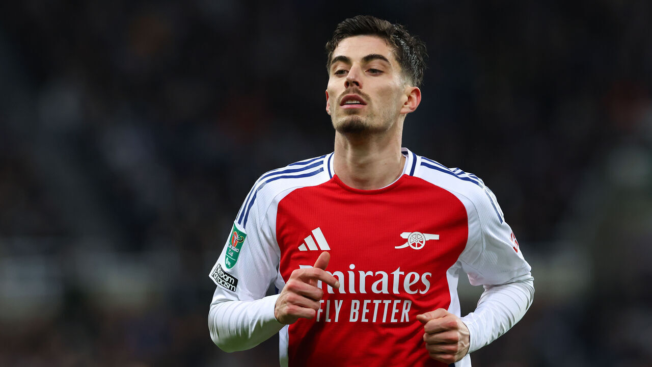 NEWCASTLE UPON TYNE, ENGLAND - FEBRUARY 5: Kai Havertz of Arsenal during the Carabao Cup Semi Final Second Leg match between Newcastle United and Arsenal at St James' Park on February 5, 2025 in Newcastle upon Tyne, England.