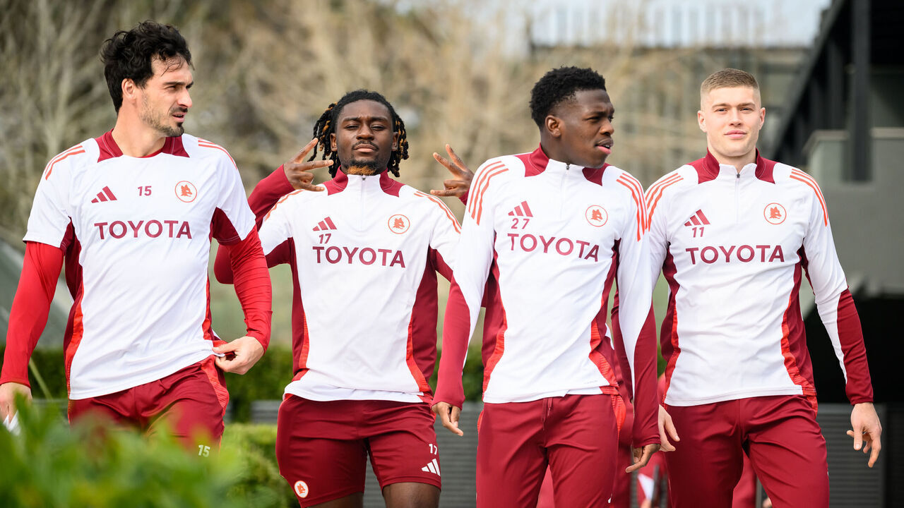 ROME, ITALY - FEBRUARY 11: AS Roma players during a training session at Centro Sportivo Fulvio Bernardini on February 11, 2025 in Rome, Italy.