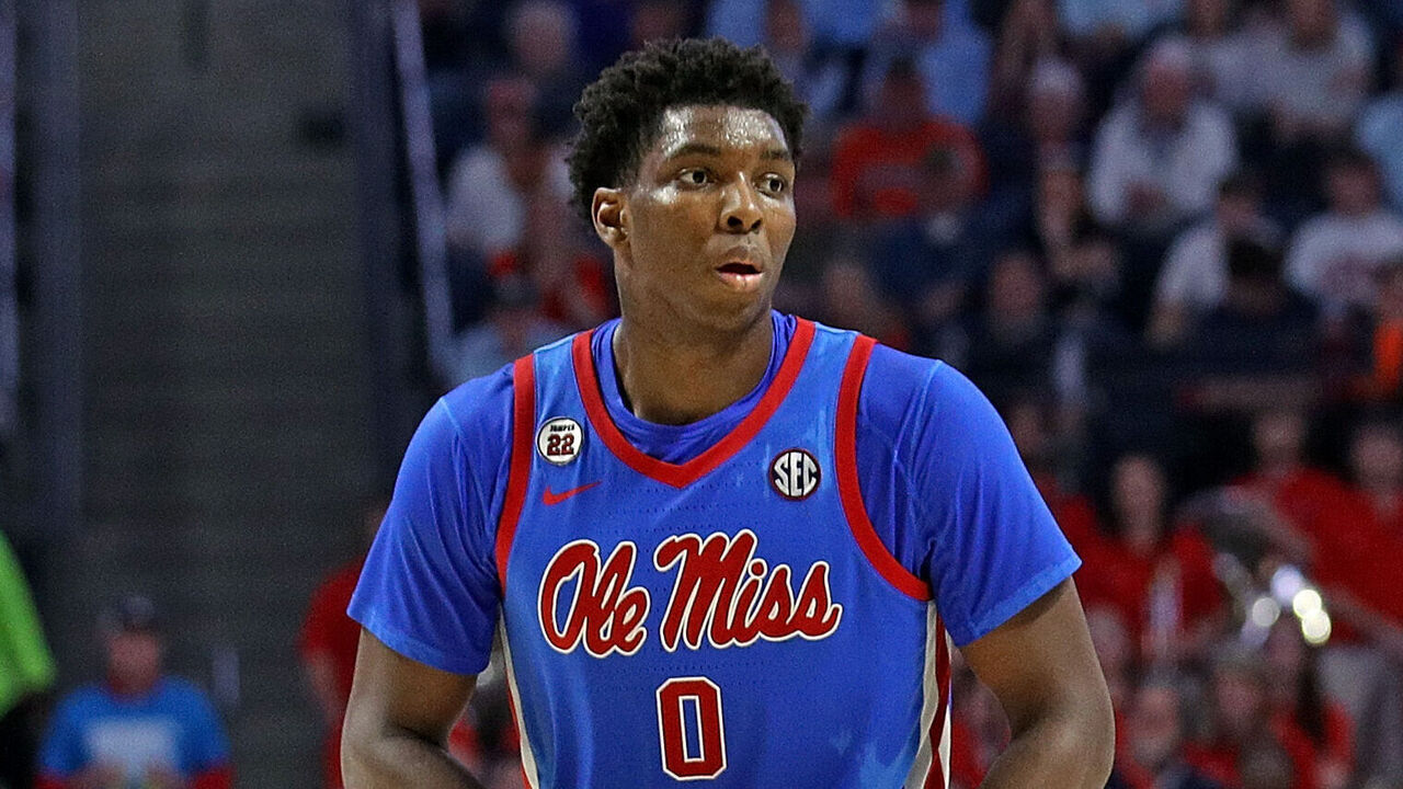 OXFORD, MISSISSIPPI - FEBRUARY 01: Malik Dia #0 of the Mississippi Rebels during the game against the Auburn Tigers at The Pavilion at Ole Miss on February 01, 2025 in Oxford, Mississippi.