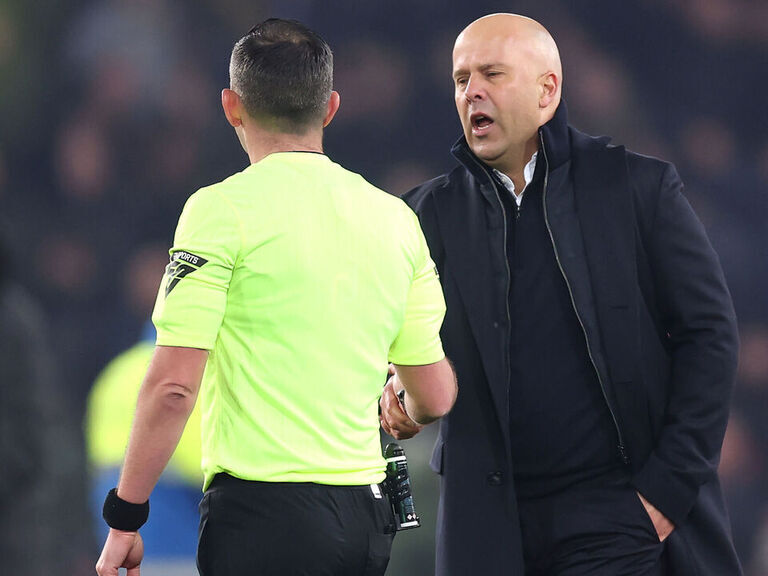 EPL sparks confusion by deleting statement on ban for Liverpool's Slot EPL sparks confusion by deleting statement on ban for Liverpool's Slot