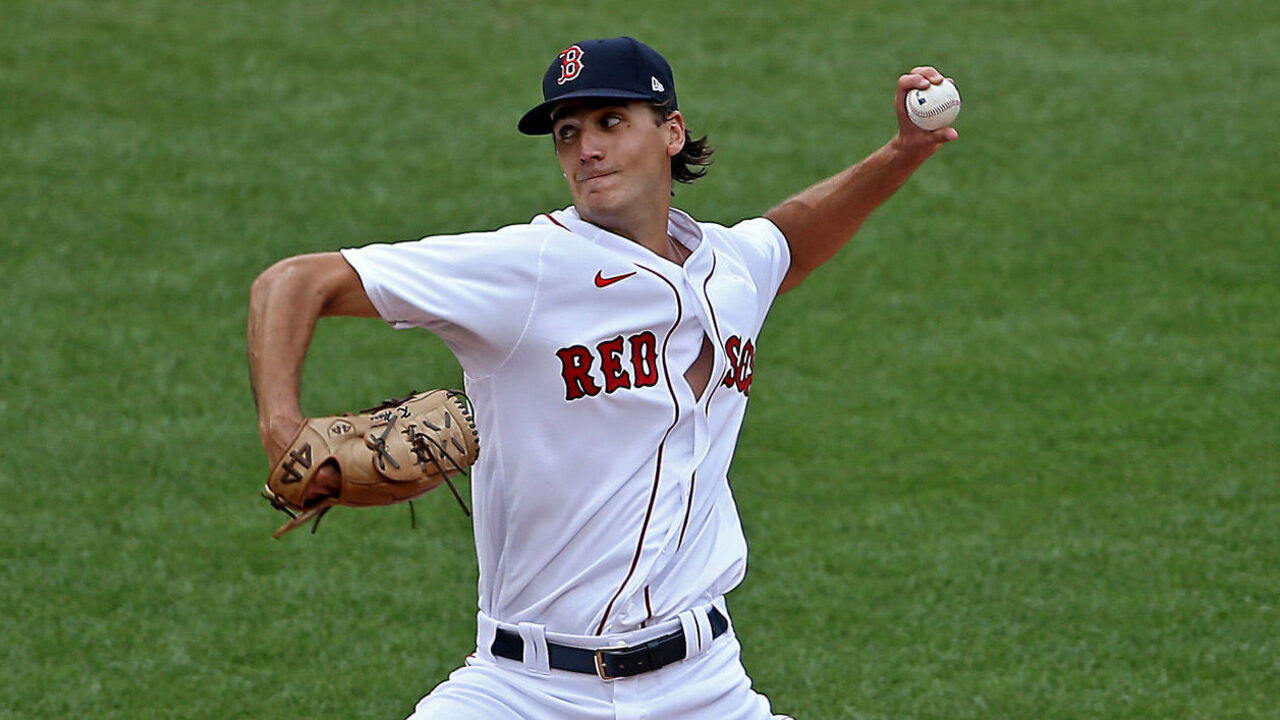 BOSTON, MA. - AUGUST 13 Kyle Hart #81 of the Boston Red Sox pitches during the second inning of the MLB game against the Tampa Bay Rays at Fenway Park on August 13, 2020 in Boston, Massachusetts. (Staff Photo By Matt Stone/ MediaNews Group/Boston Herald)
