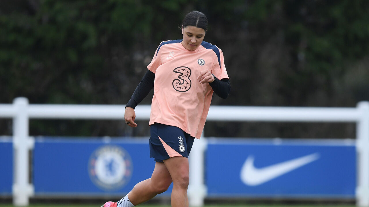 COBHAM, ENGLAND - FEBRUARY 12: Sam Kerr of Chelsea in action during a Chelsea FC Women's Training Session at Chelsea Training Ground on February 12, 2025 in Cobham, England.