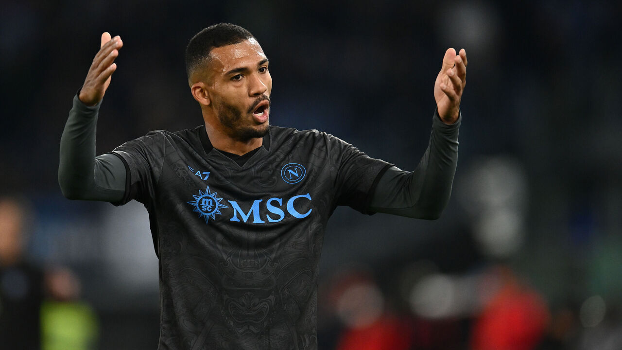 Juan Jesus of S.S.C. Napoli participates in the 25th day of the Serie A Championship between S.S. Lazio and S.S.C. Napoli at the Olympic Stadium in Rome, Italy, on February 15, 2025.
