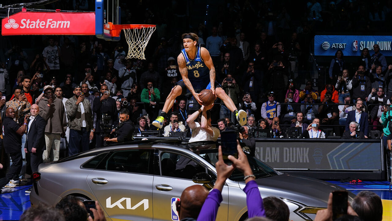 SAN FRANCISCO, CA - FEBRUARY 15: Mac McClung #0 of the Osceola Magic dunks the ball during the AT&T Slam Dunk Contest as part of State Farm All-Star Saturday Night on Saturday, February 15, 2025 at Chase Center in San Francisco, California. NOTE TO USER: User expressly acknowledges and agrees that, by downloading and/or using this Photograph, user is consenting to the terms and conditions of the Getty Images License Agreement. Mandatory Copyright Notice: Copyright 2025 NBAE
