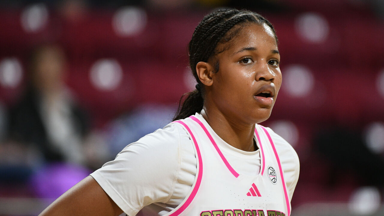 CHESTNUT HILL, MA - FEBRUARY 09: Georgia Tech Yellow Jackets guard Kara Dunn (25) looks on during a women's college basketball game between the Georgia Tech Yellow Jackets and the Boston College Eagles on February 9, 2025, at Conte Forum in Chestnut Hill, MA.