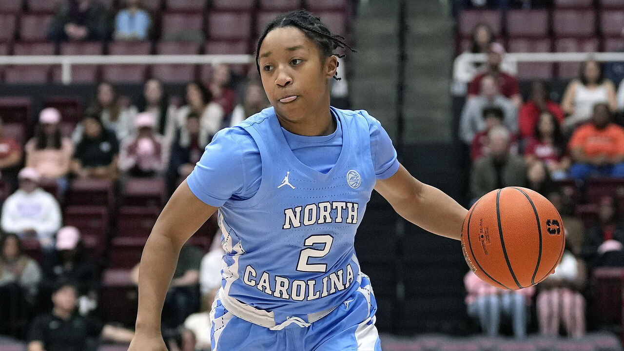 PALO ALTO, CALIFORNIA - FEBRUARY 02: Grace Townsend #2 of the North Carolina Tar Heels dribbles the ball against the Stanford Cardinal during the first half of a women's NCAA basketball game at Stanford Maples Pavilion on February 02, 2025 in Palo Alto, California.