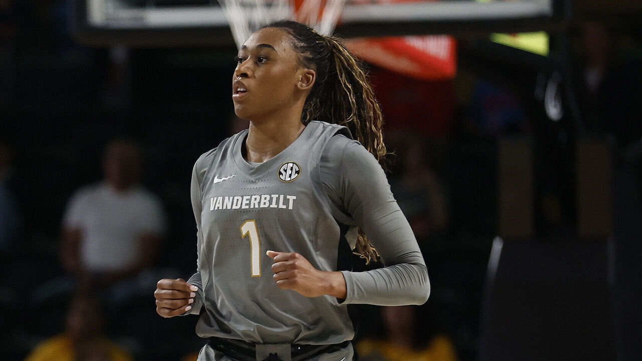 NASHVILLE, TN - FEBRUARY 02: Vanderbilt Commodores guard Mikayla Blakes (1) during a game between the Vanderbilt Commodores and Ole Miss Rebels, February 2, 2025 at Memorial Gymnasium in Nashville, Tennessee.