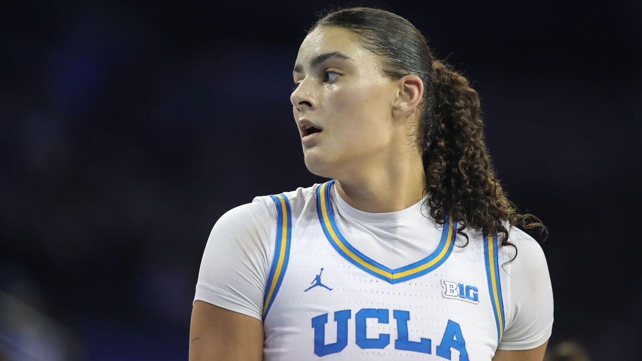 LOS ANGELES, CA - FEBRUARY 2: UCLA Bruins center Lauren Betts (51) looks over her shoulder during a women's college basketball game between the Minnesota Golden Gophers and the UCLA Bruins on February 02, 2025, at Pauley Pavilion in Los Angeles, CA.