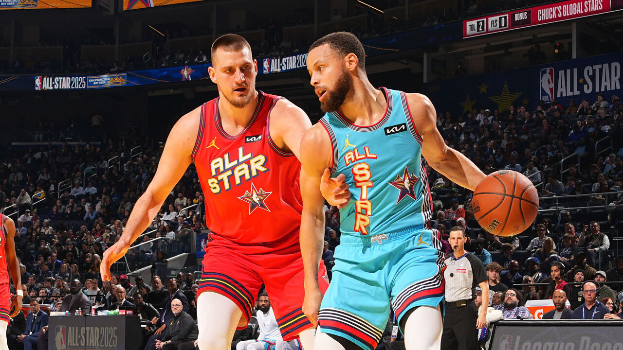 SAN FRANCISCO, CA - FEBRUARY 16: Stephen Curry #30 of Team Shaq dribbles the ball against Nikola Jokic #15 of Team Chuck during the 74th NBA All-Star Game as part of NBA All-Star Weekend on Sunday, February 16, 2025 at Chase Center in San Francisco, California. NOTE TO USER: User expressly acknowledges and agrees that, by downloading and/or using this Photograph, user is consenting to the terms and conditions of the Getty Images License Agreement. Mandatory Copyright Notice: Copyright 2025 NBAE