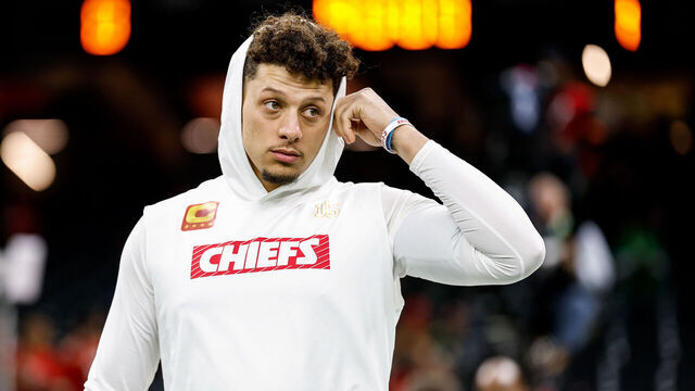 NEW ORLEANS, LOUISIANA - FEBRUARY 9: Patrick Mahomes #15 of the Kansas City Chiefs looks on prior to Super Bowl LIX against the Philadelphia Eagles at Caesars Superdome on February 09, 2025 in New Orleans, Louisiana.