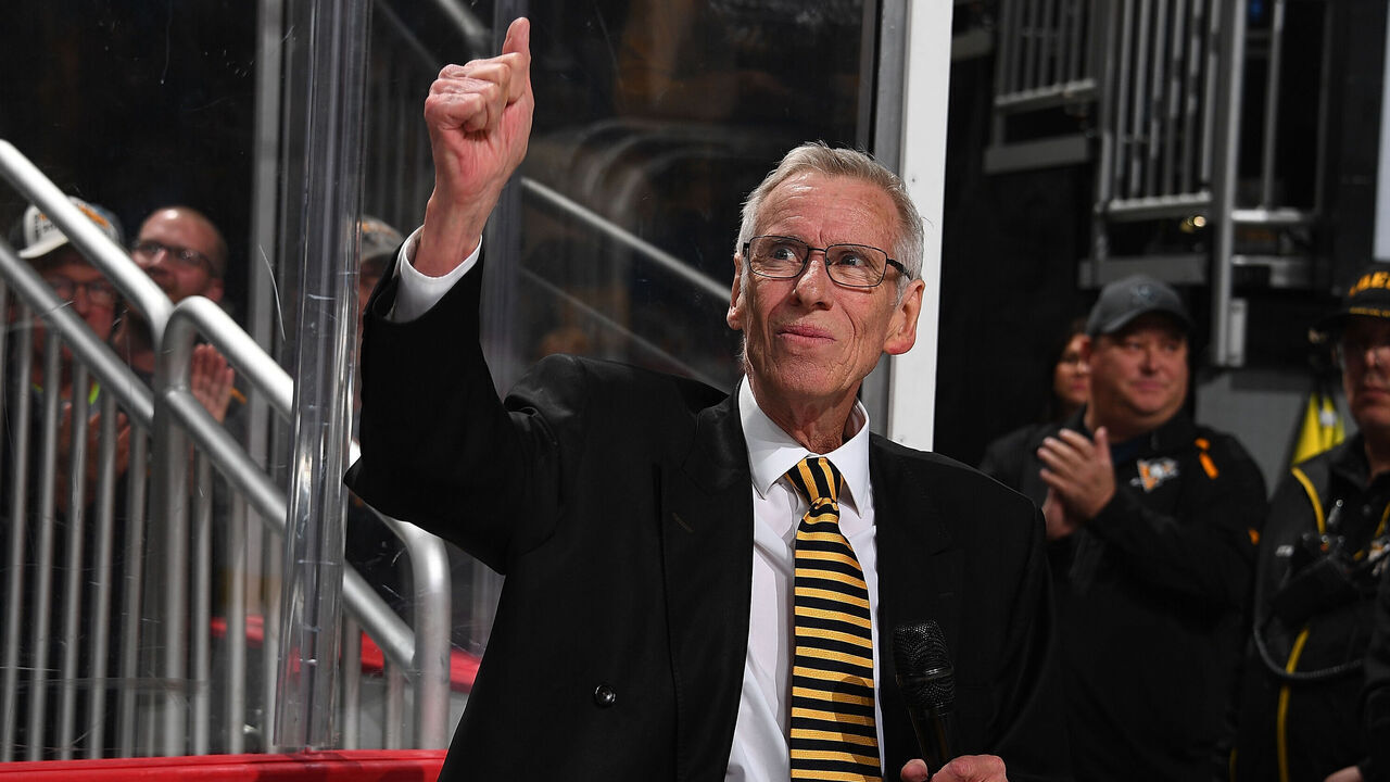 PITTSBURGH, PA - OCTOBER 08: Mike Lange acknowledges the crowd during a ceremony honoring his 45 years as Pittsburgh Penguins broadcaster at PPG PAINTS Arena on October 8, 2019 in Pittsburgh, Pennsylvania.