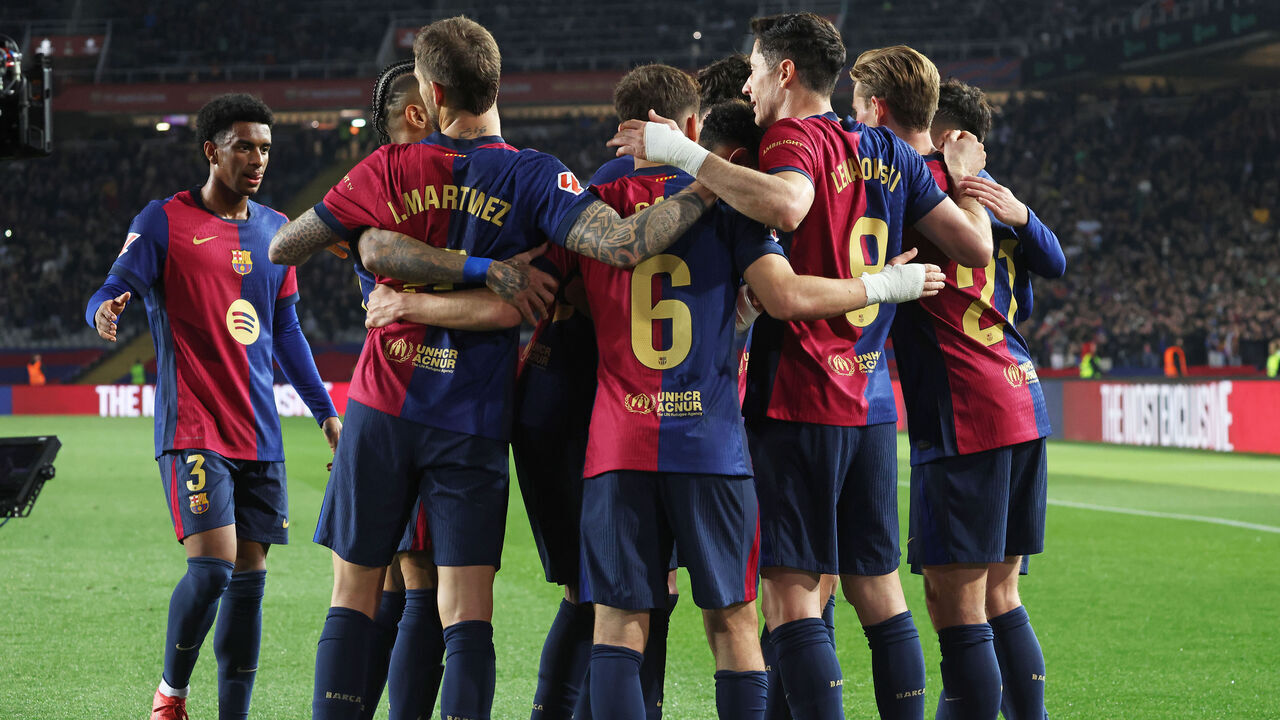 Robert Lewandowski celebrates a goal during the match between FC Barcelona and Rayo Vallecano, corresponding to week 24 of LaLiga EA Sports, at the Lluis Companys Stadium in Barcelona, Spain, on February 17, 2025.