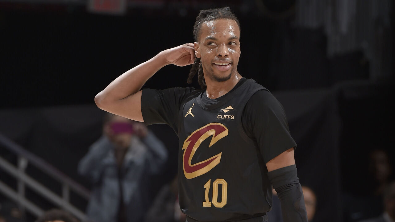 CLEVELAND, OH - FEBRUARY 21: Darius Garland #10 of the Cleveland Cavaliers looks on during the game against the New York Knicks on February 21, 2025 at Rocket Arena in Cleveland, Ohio. Mandatory Copyright Notice: Copyright 2025 NBAE