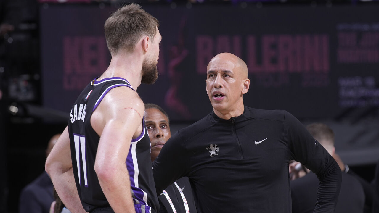 SACRAMENTO, CA - FEBRUARY 8: Head Coach Doug Christie of the Sacramento Kings coaches Domantas Sabonis #11 during the game against the New Orleans Pelicans on February 8, 2025 at Golden 1 Center in Sacramento, California. NOTE TO USER: User expressly acknowledges and agrees that, by downloading and or using this photograph, User is consenting to the terms and conditions of the Getty Images Agreement. Mandatory Copyright Notice: Copyright 2025 NBAE