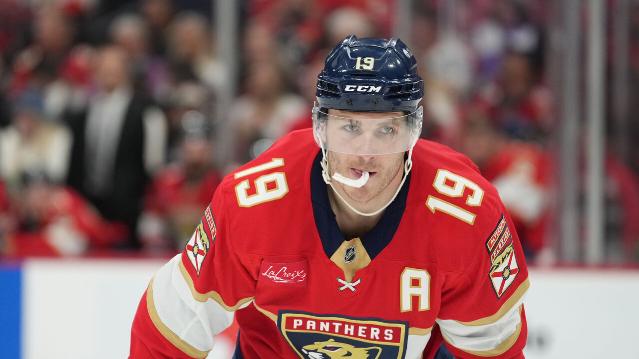 SUNRISE, FL - FEBRUARY 08: Florida Panthers left wing Matthew Tkachuk (19) waits for a face-off during the game between the Ottawa Senators and the Florida Panthers on Saturday, February 8, 2025 at Amerant Bank Area in Sunrise, FL.