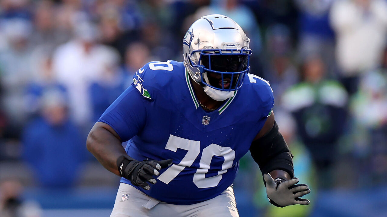 SEATTLE, WASHINGTON - OCTOBER 29: Jason Peters #70 of the Seattle Seahawks in action against the Cleveland Browns during the fourth quarter at Lumen Field on October 29, 2023 in Seattle, Washington.