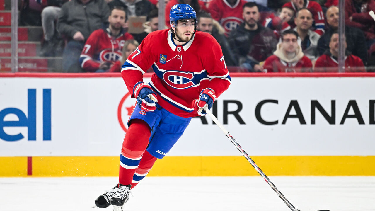 MONTREAL, CANADA - FEBRUARY 09: Kirby Dach #77 of the Montreal Canadiens skates the puck during the second period against the Tampa Bay Lightning at the Bell Centre on February 9, 2025 in Montreal, Quebec, Canada. The Tampa Bay Lightning defeated the Montreal Canadiens 5-3.