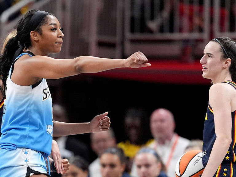 Games between Reese's Sky, Clark's Fever moved to United Center