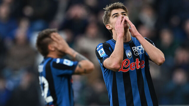BERGAMO, ITALY - MARCH 01: Charles De Ketelaere of Atalanta reacts with disappointment during the Serie A match between Atalanta and Venezia at Gewiss Stadium on March 01, 2025 in Bergamo, Italy.