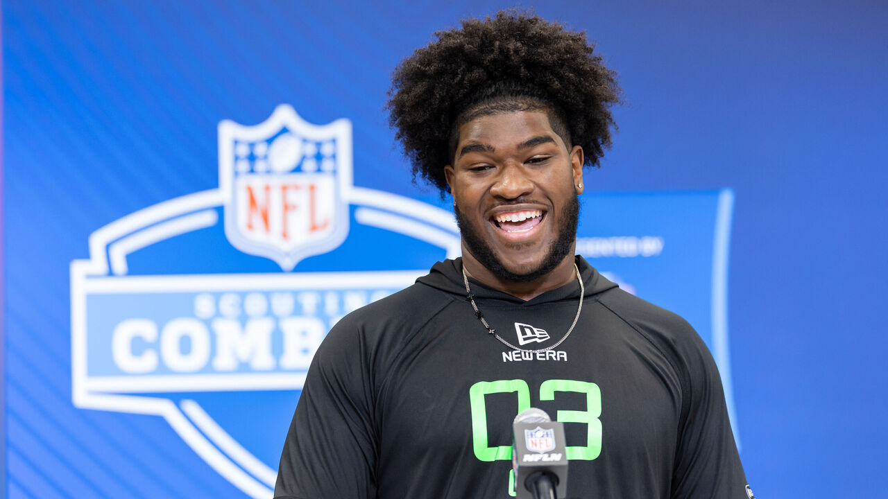 INDIANAPOLIS, INDIANA - MARCH 01: Tyler Booker of Alabama speaks to the media during the 2025 NFL Scouting Combine at Lucas Oil Stadium on March 1, 2025 in Indianapolis, Indiana.